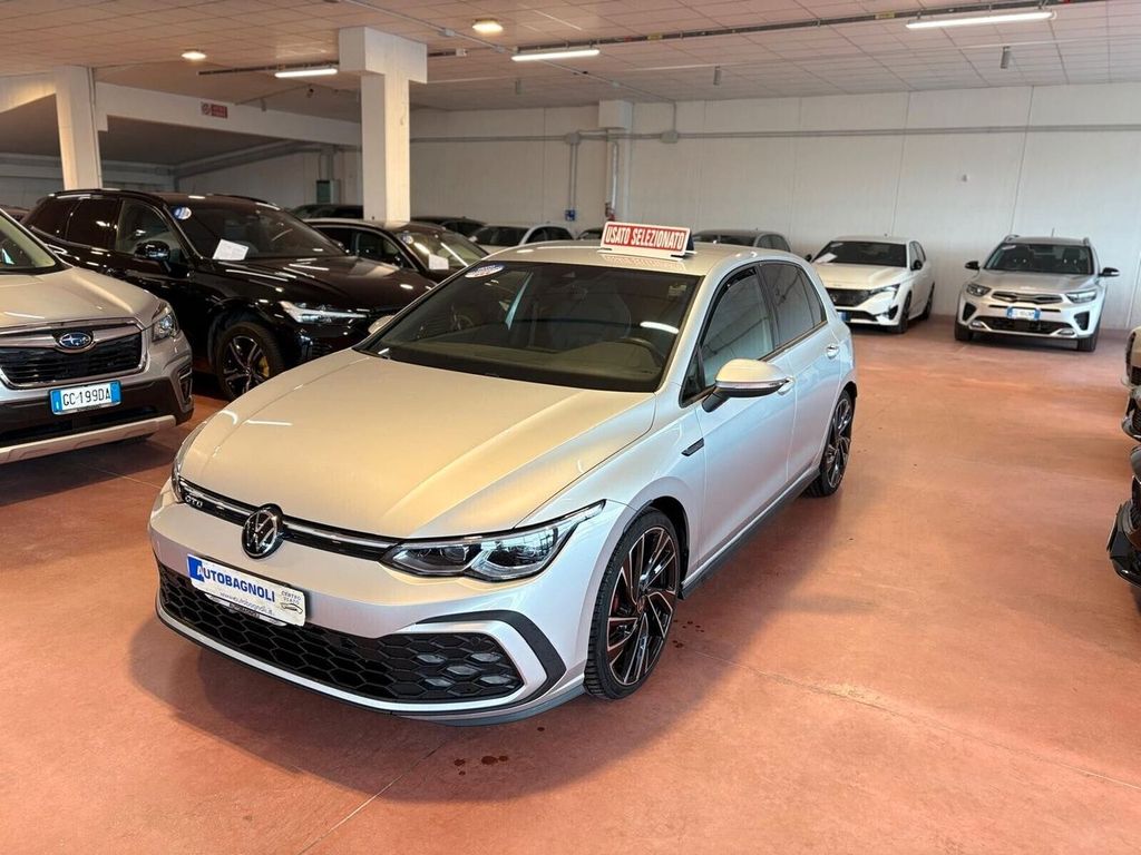 Volkswagen Golf 2022