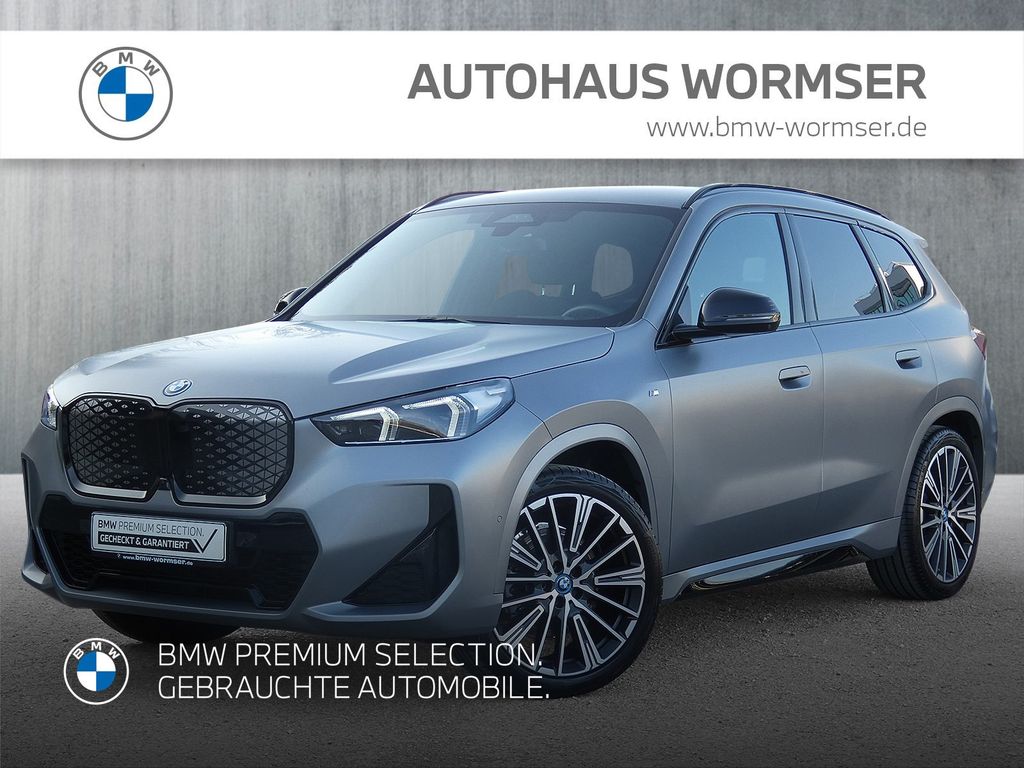 BMW iX1 2024