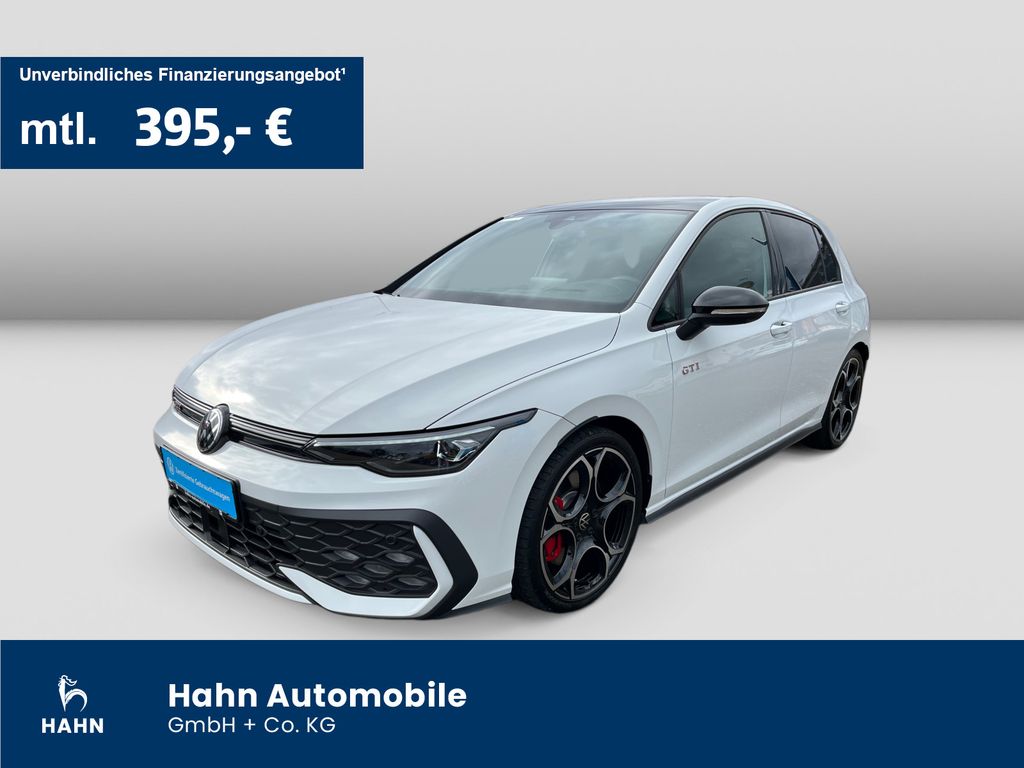 Volkswagen Golf 2025