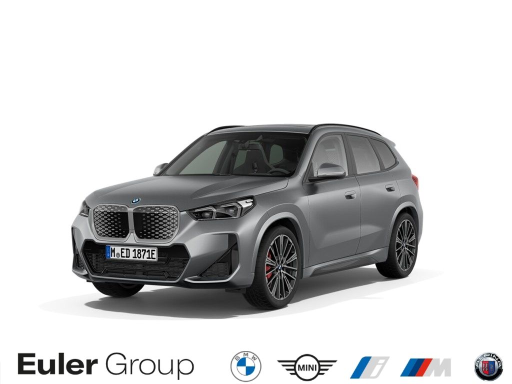BMW iX1 2024