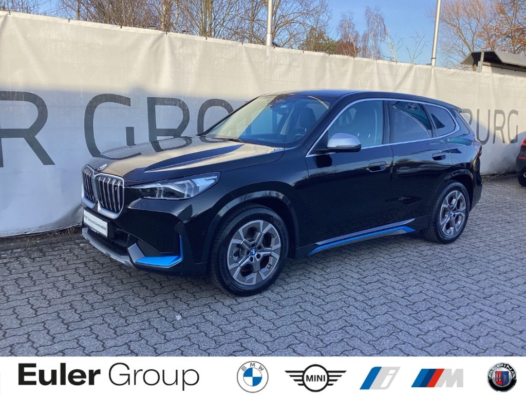 BMW iX1 2023