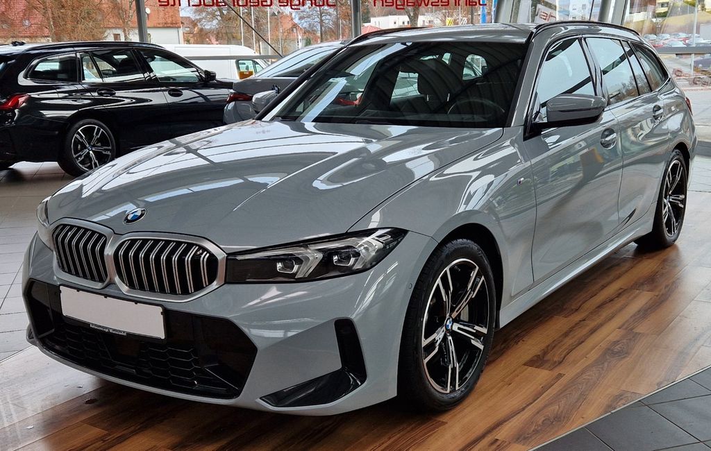 BMW 330 2024