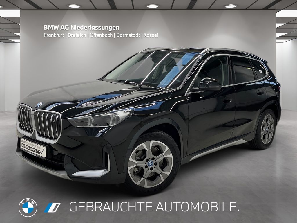 BMW iX1 2023