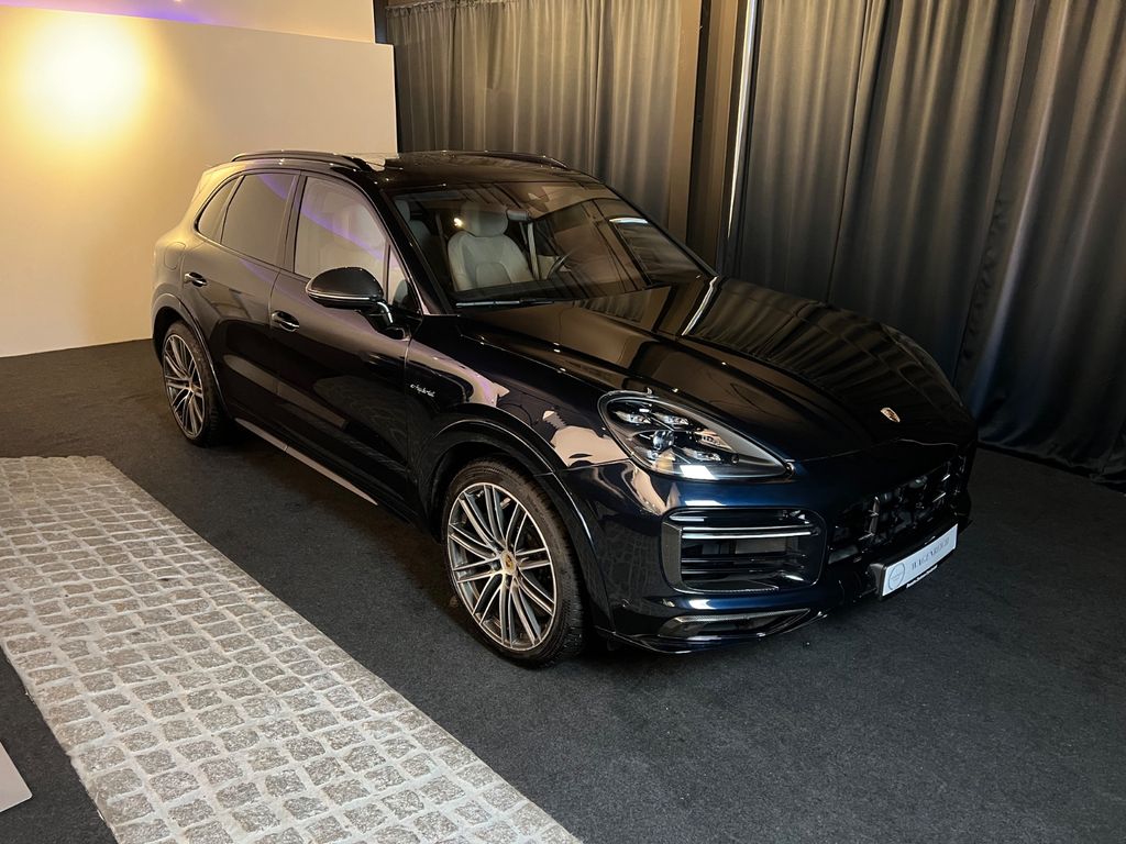 Porsche Cayenne 2023