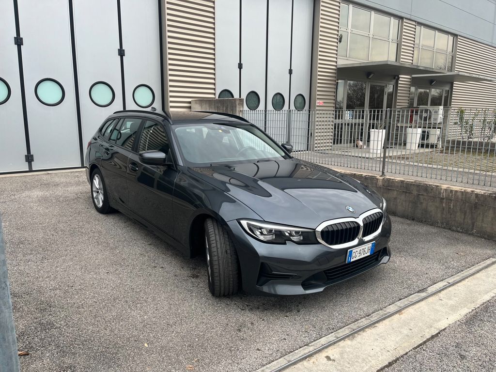 BMW 320 2021