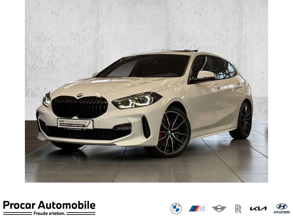 BMW 120 2022