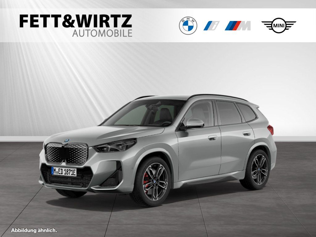 BMW iX1
