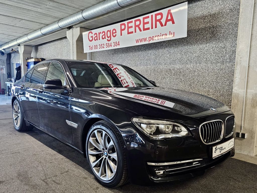BMW 750 2015
