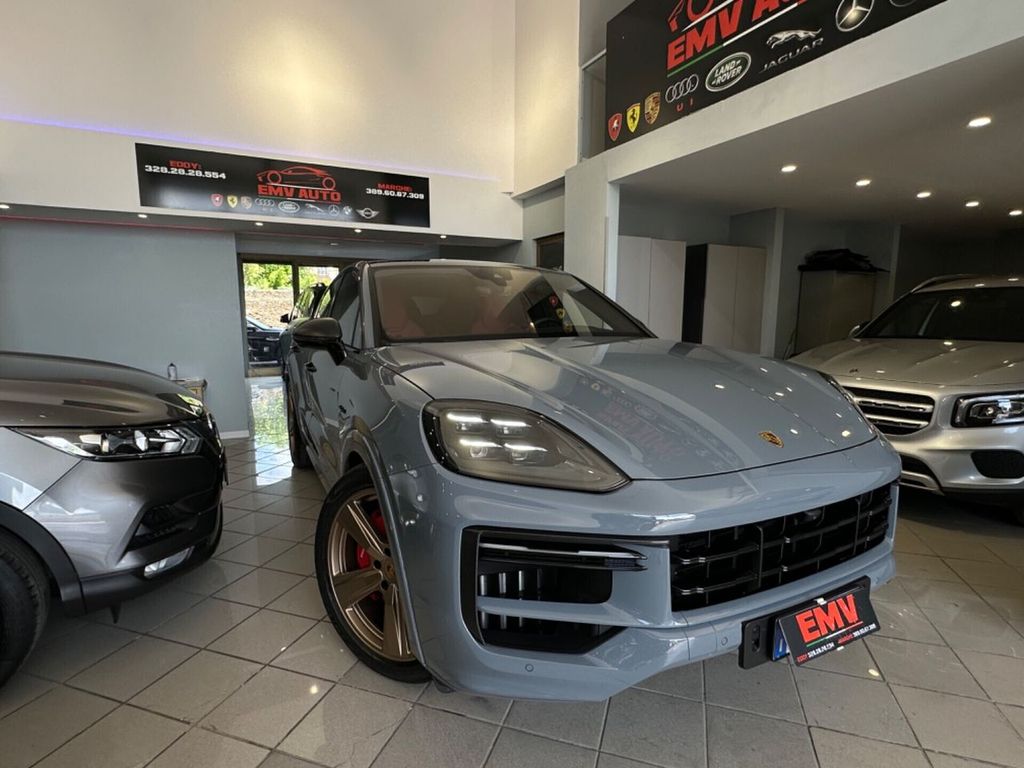 Porsche Cayenne 2024