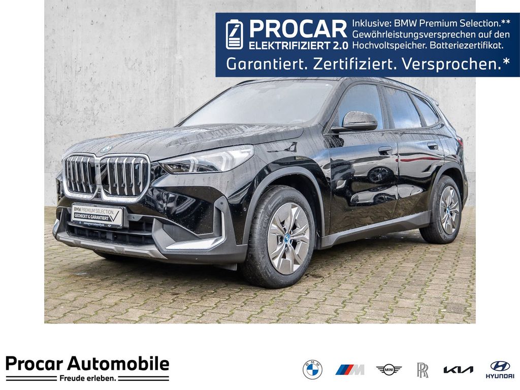 BMW iX1 2023