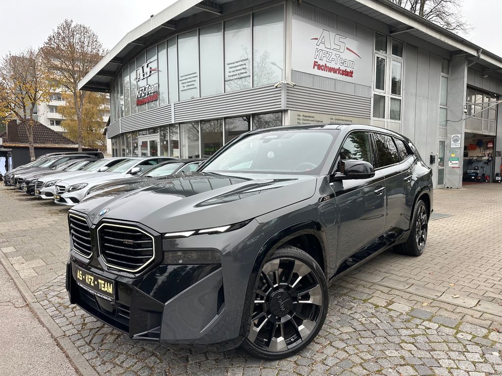 BMW XM 2023