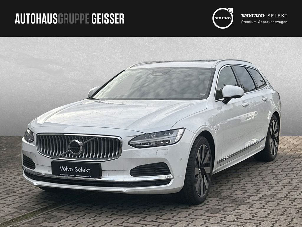 Volvo V90 2025