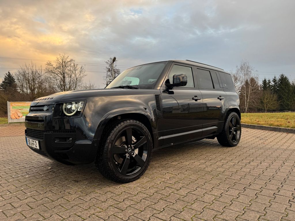 Land Rover Defender 2024