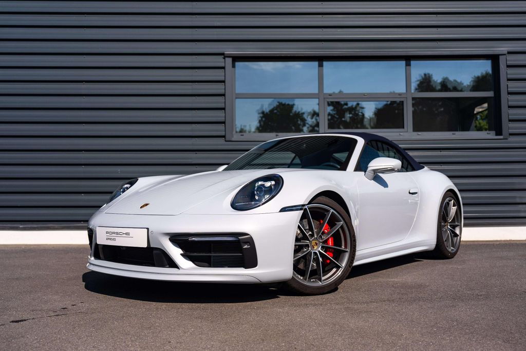 Porsche 911 2025