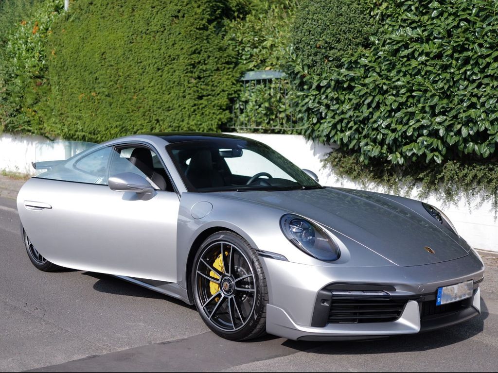 Porsche 992 2024
