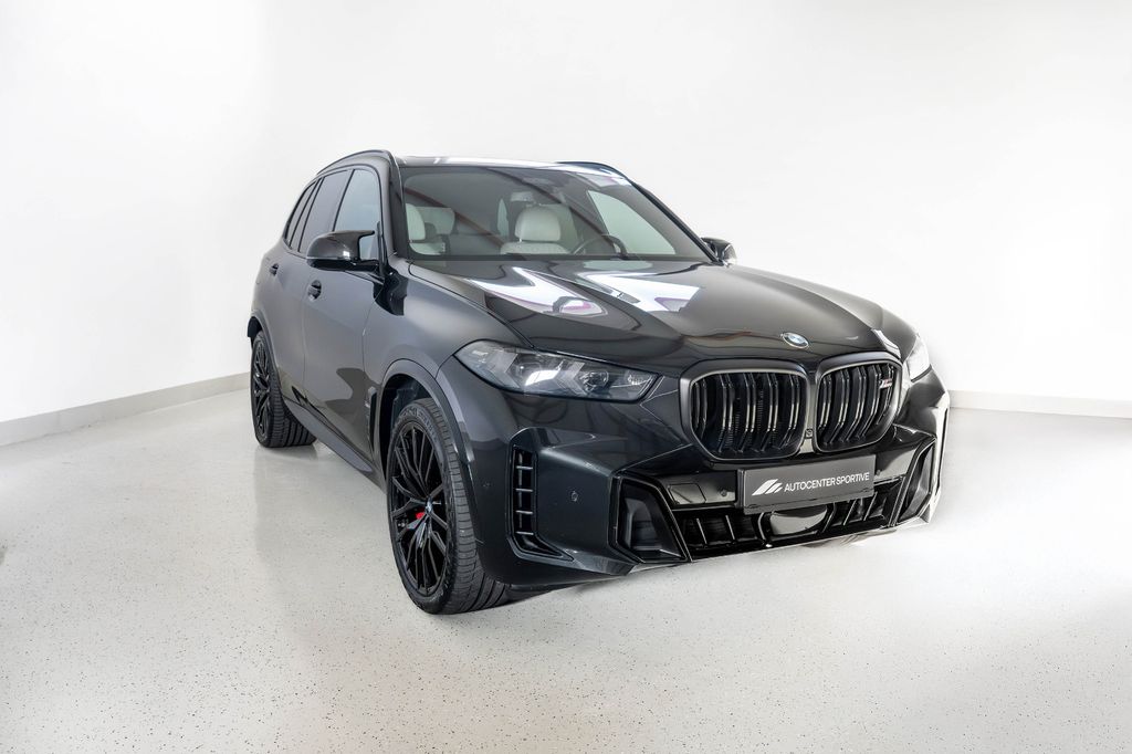 BMW X5 M60 2023