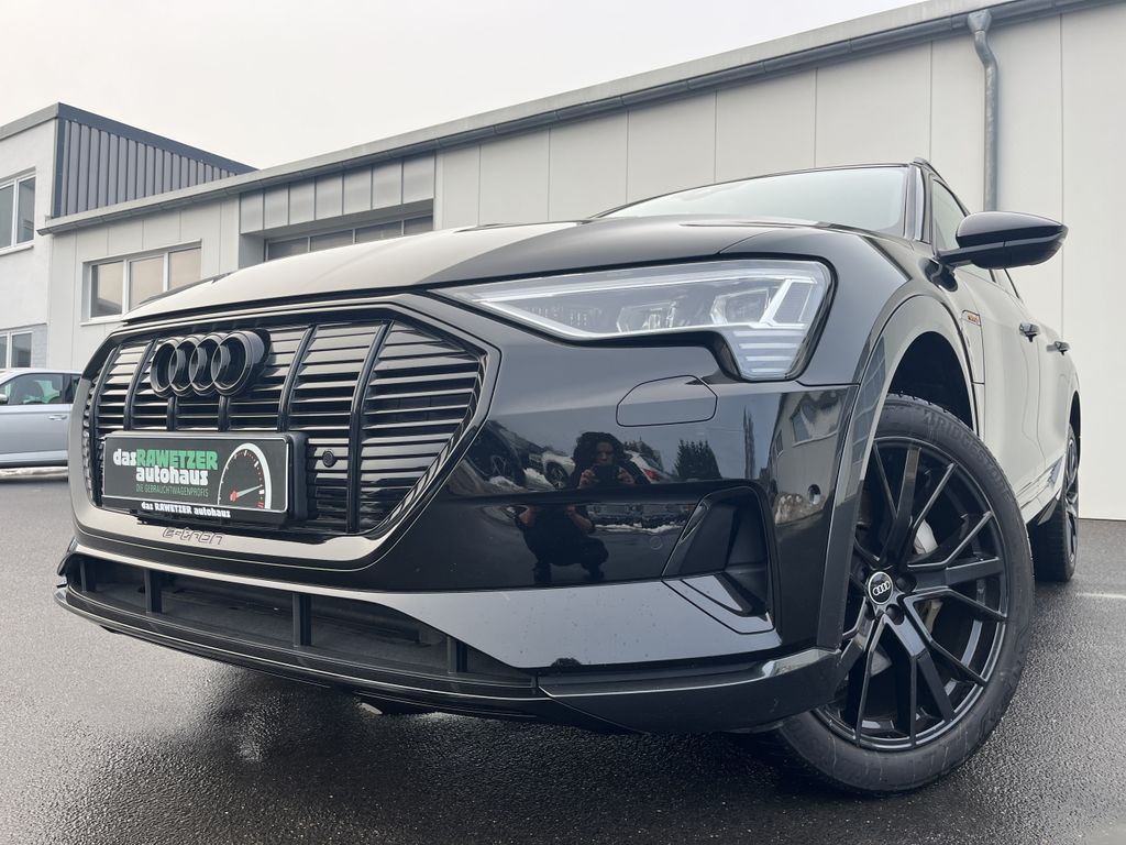 Audi e-tron 2022
