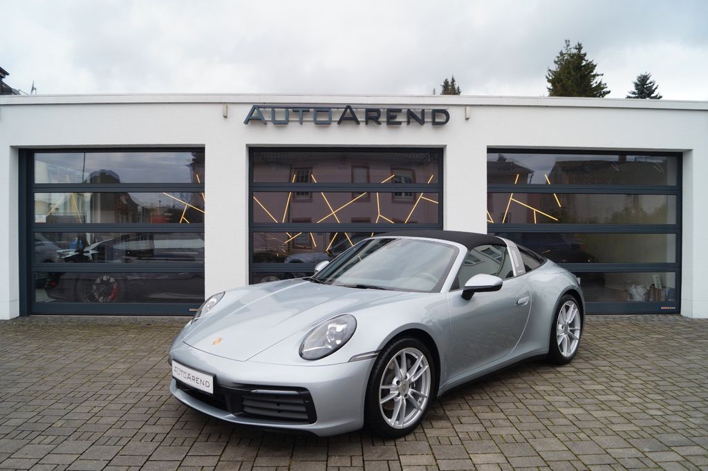 Porsche 992 2021