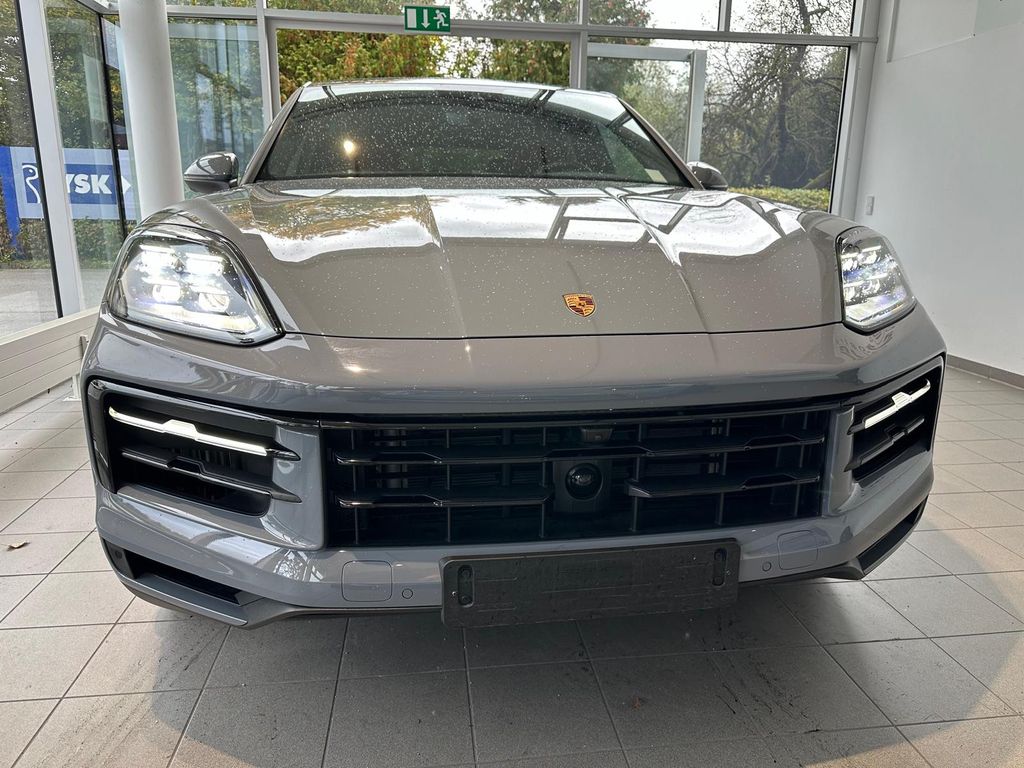 Porsche Cayenne 2025