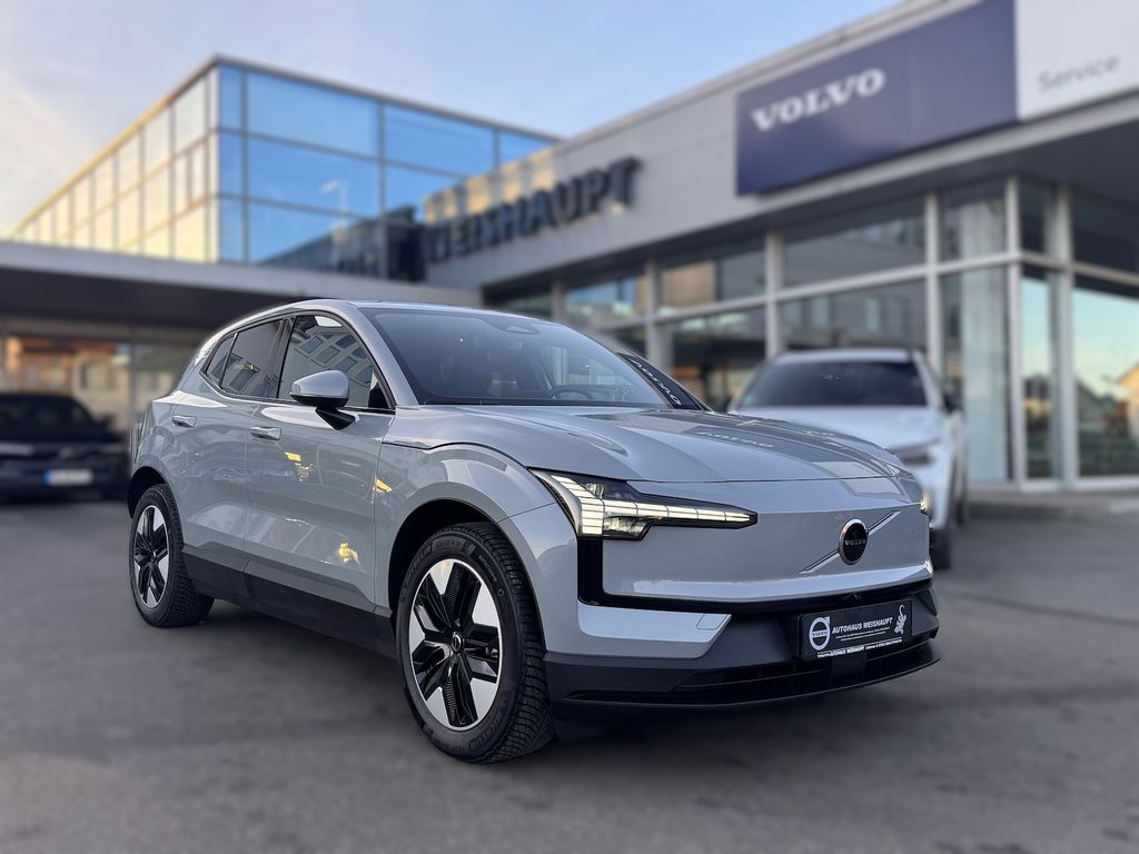 Volvo EX30 2024