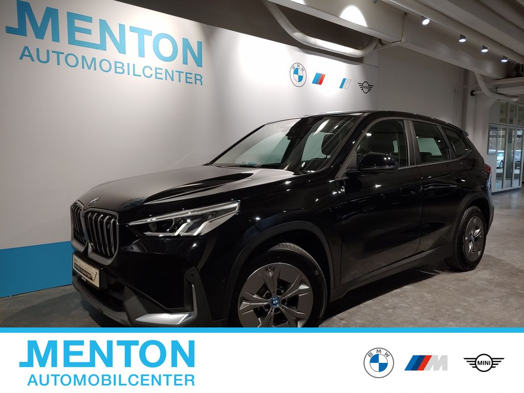 BMW iX1 2023