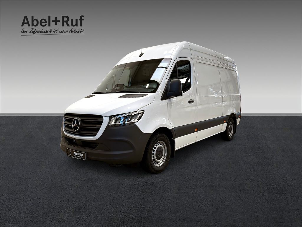 Mercedes-Benz 2025