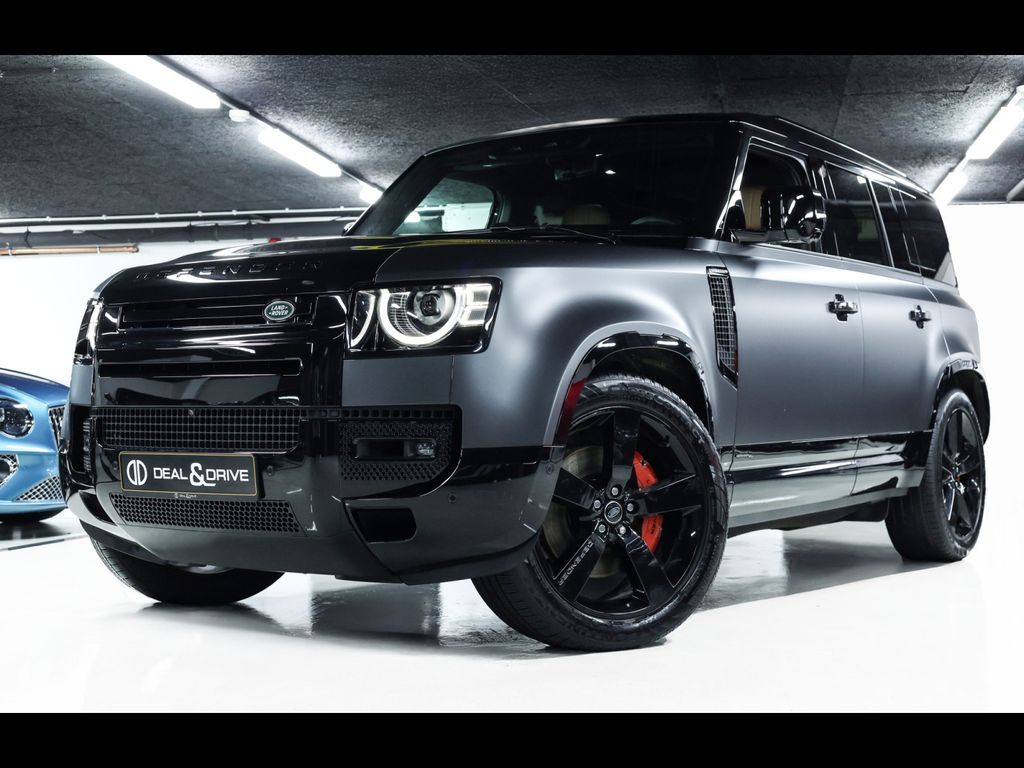 Land Rover Defender 2024