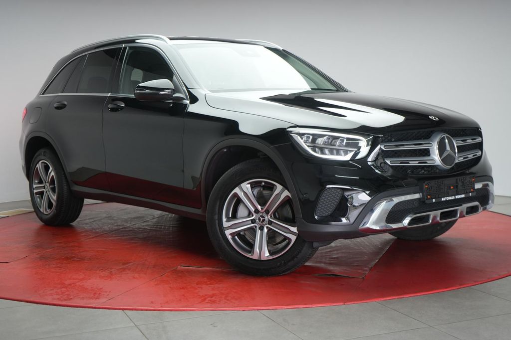 Mercedes-Benz GLC 300 2021