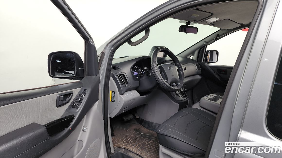 Hyundai Starex 2019