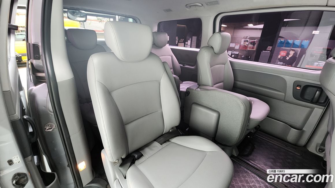 Hyundai Starex 2019