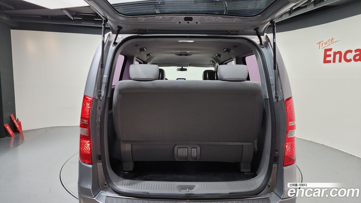 Hyundai Starex 2019