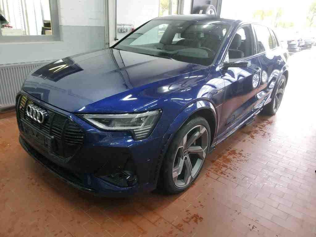 Audi e-tron 2021
