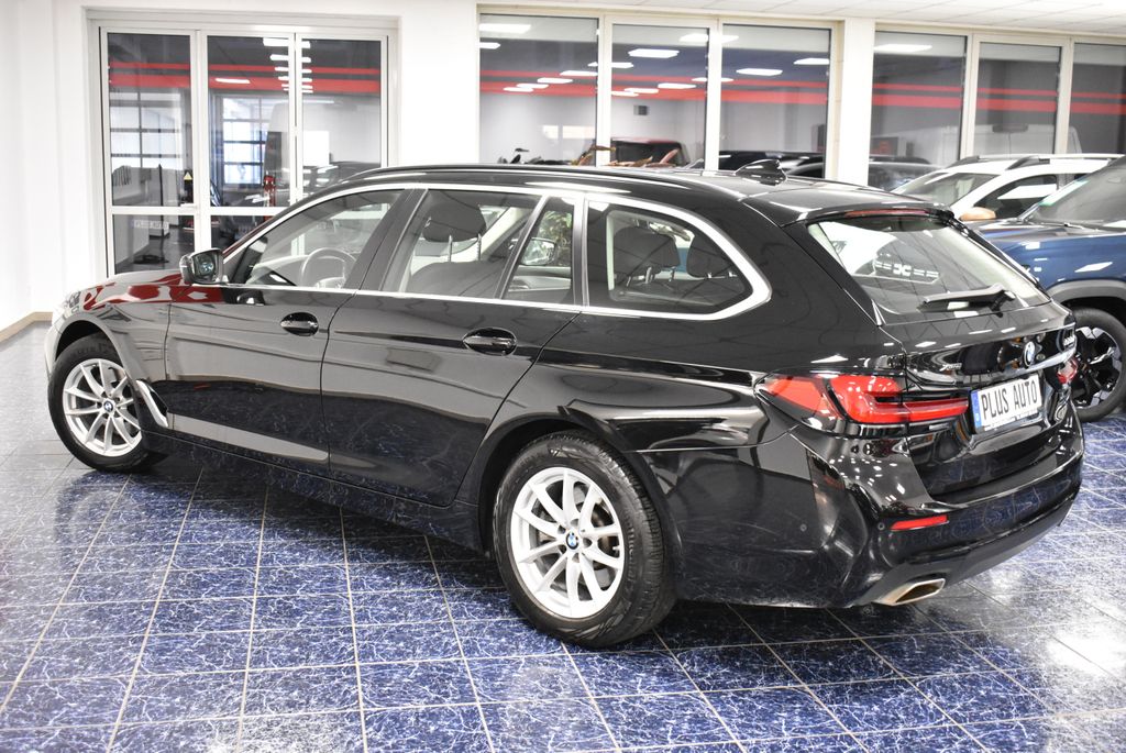 BMW 520 2022