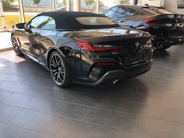 BMW M850 2022