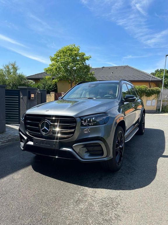 Mercedes-Benz GLS 450 2025
