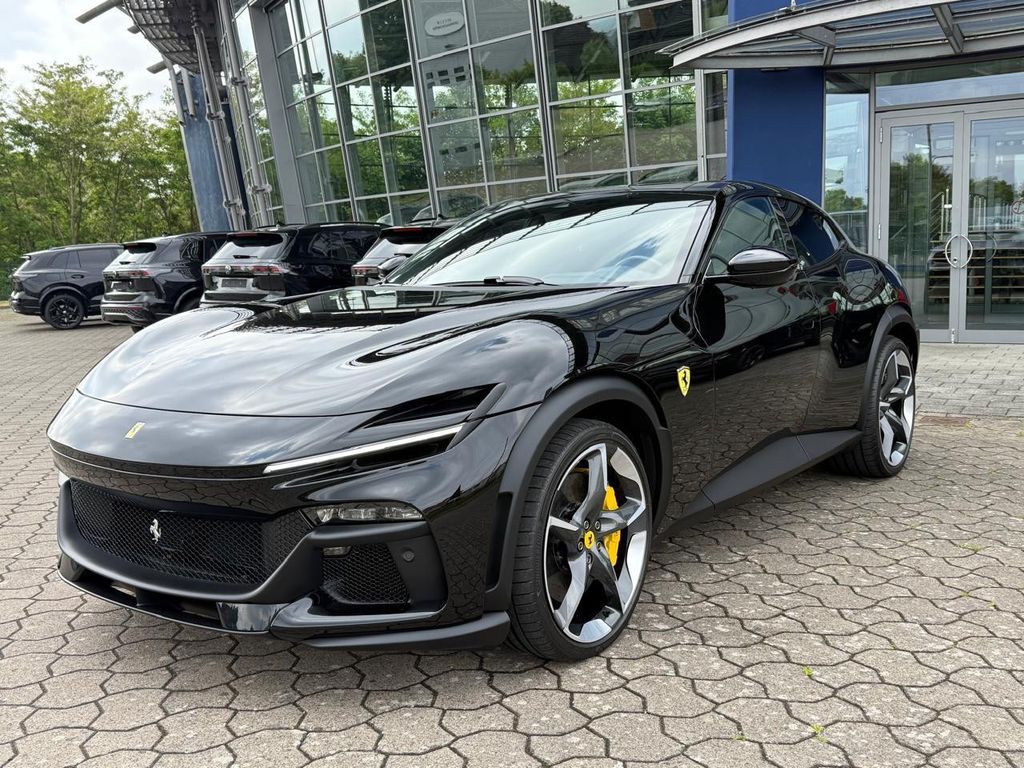 Ferrari Purosangue 2025