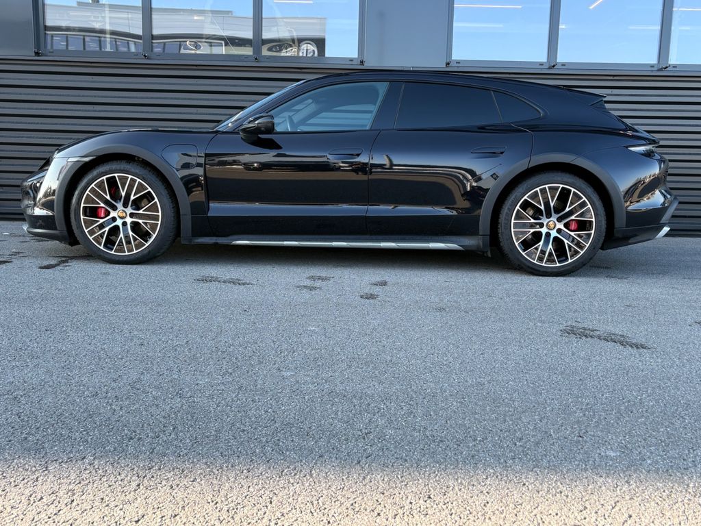 Porsche Taycan 2022
