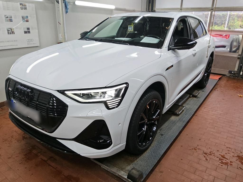 Audi e-tron 2022