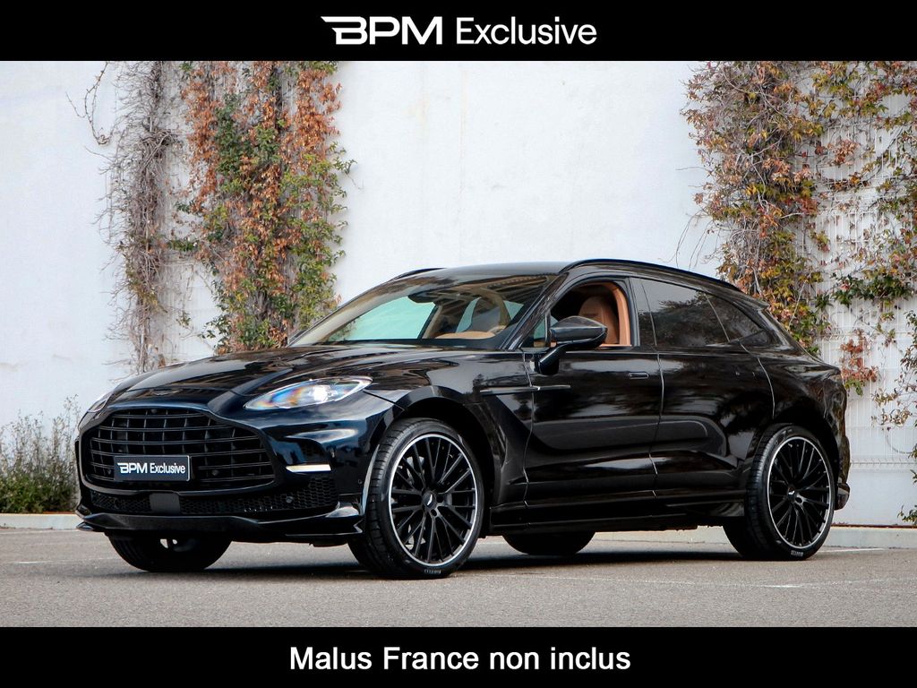 Aston Martin DBX 2023
