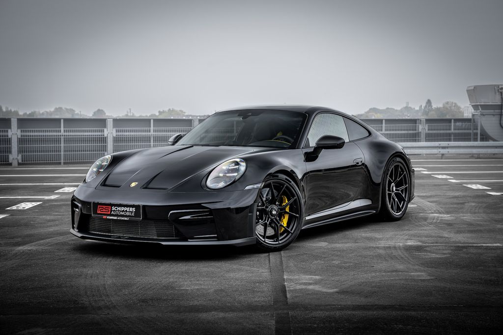 Porsche 992 2025