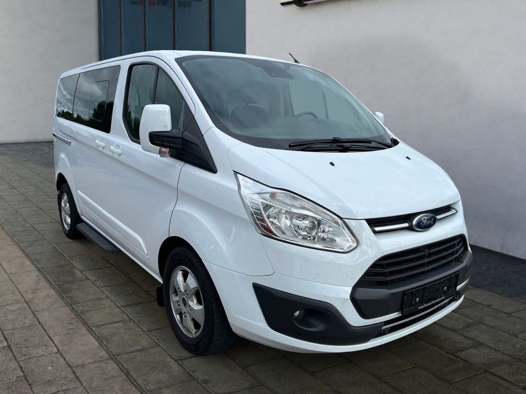 Ford Tourneo Custom 2017