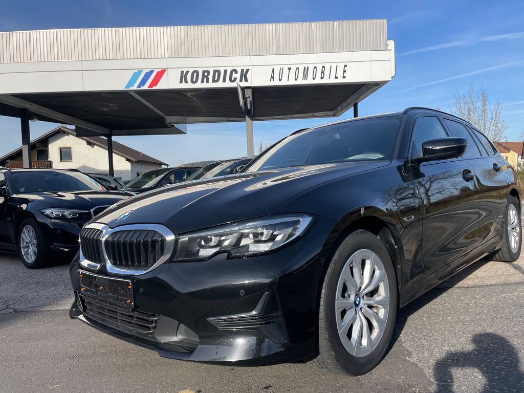BMW 320 2022