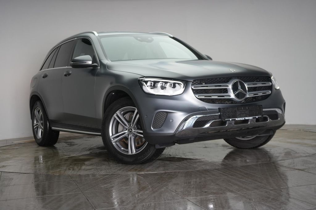 Mercedes-Benz GLC 300 2022