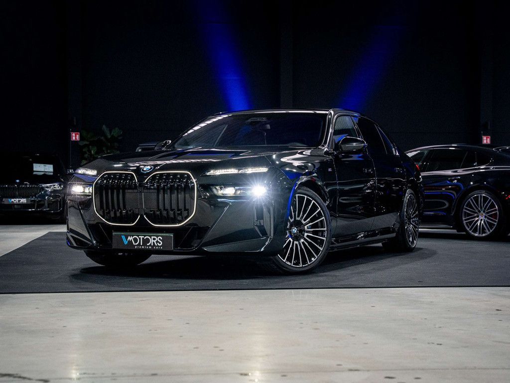 BMW i7 2025