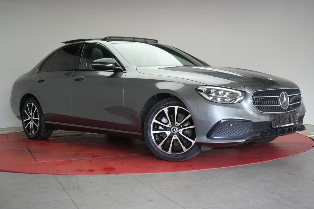 Mercedes-Benz E 220 2022