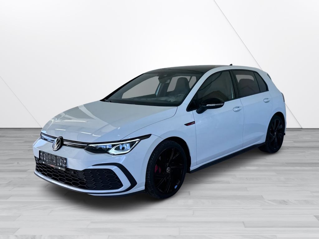Volkswagen Golf 2024