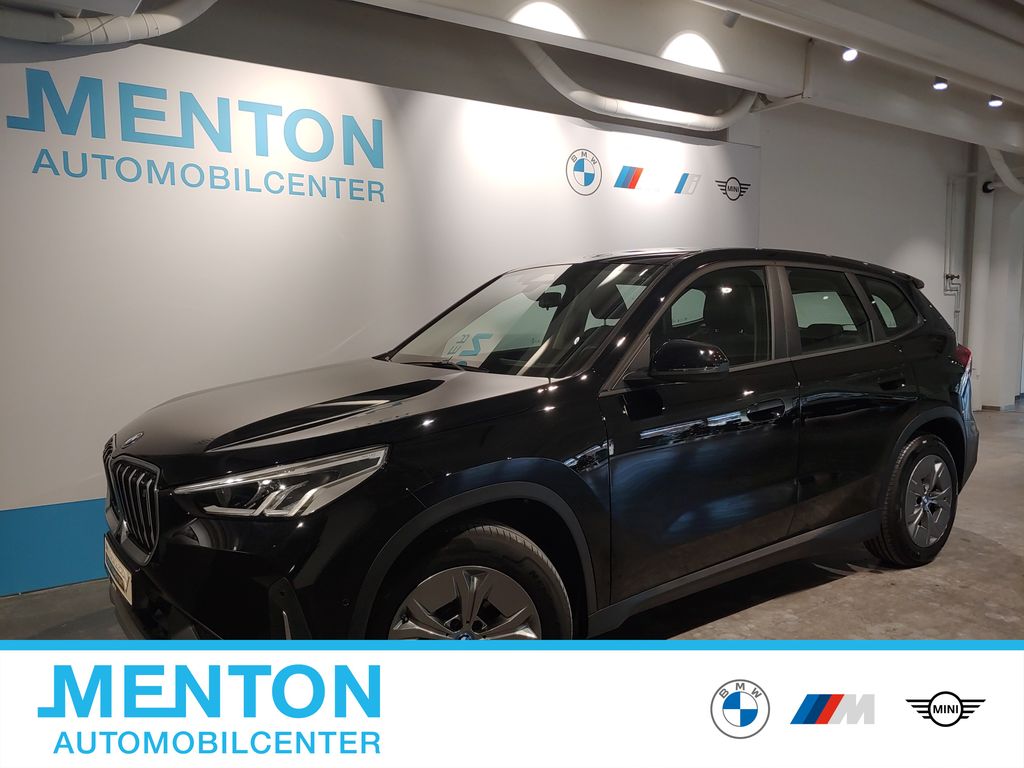 BMW iX1 2023