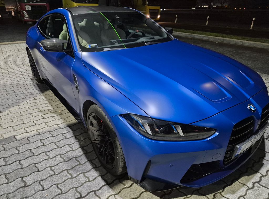 BMW M4 2025