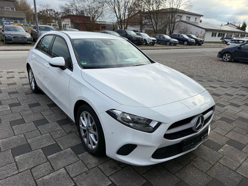 Mercedes-Benz A 200 2024