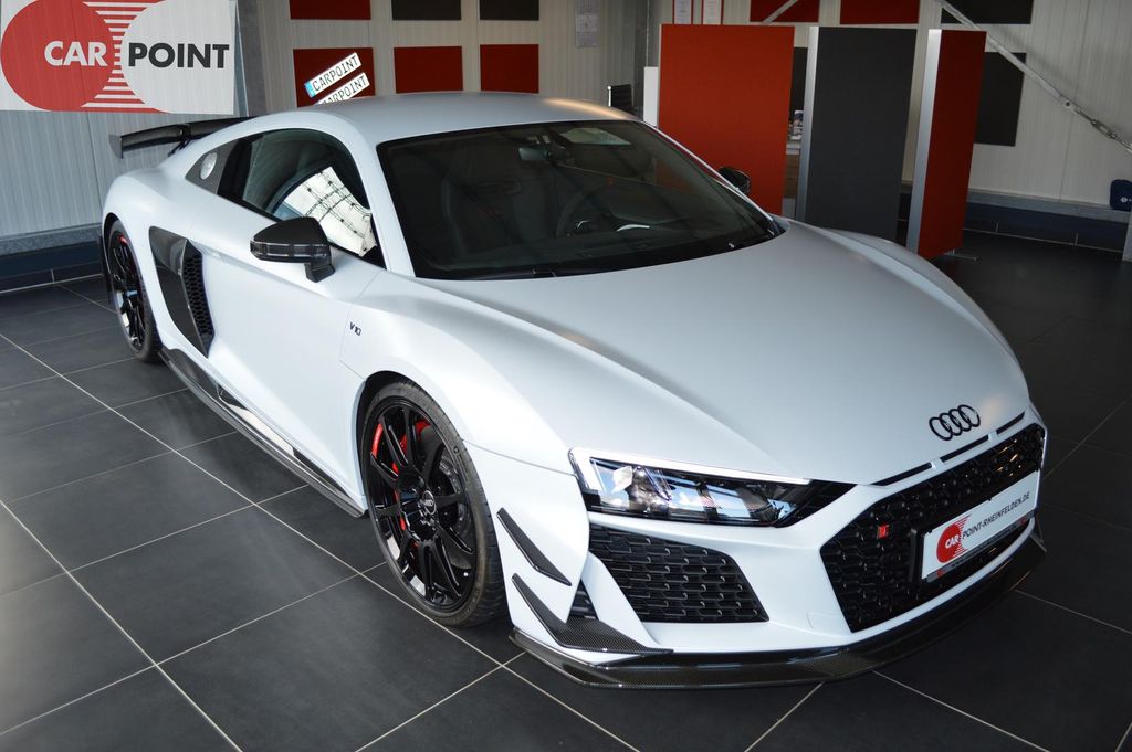 Audi R8 2025